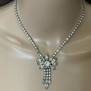 Signed vintage Kramer necklace